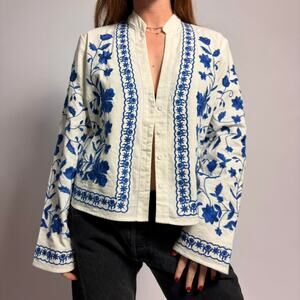 R.Vivimos White Embroidered Top - New with Tags, Size Medium